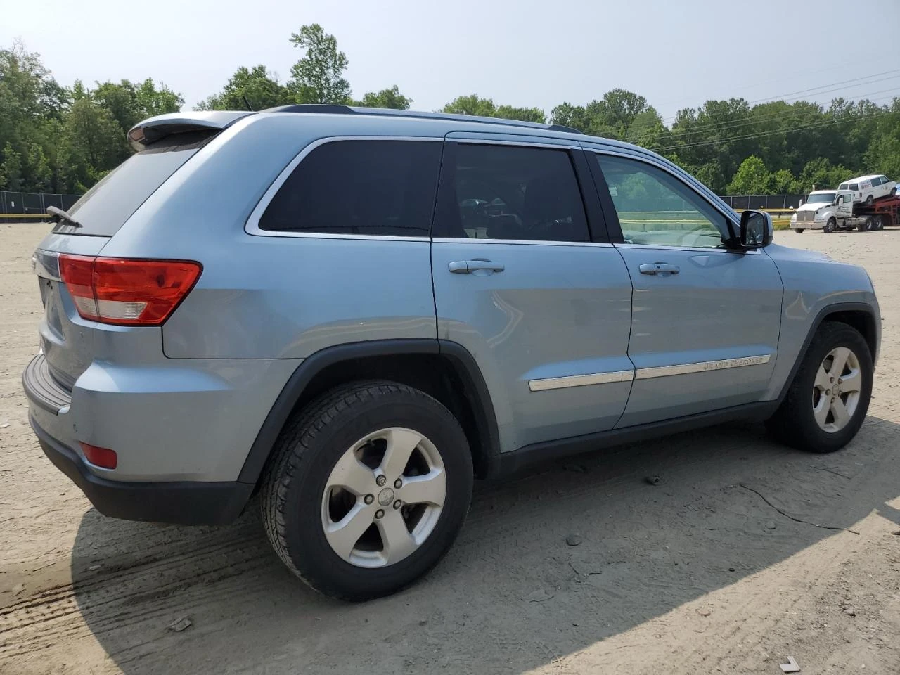 Jeep Grand cherokee LAREDO 5.7L * ФИКСИРАНА ЦЕНА*  - изображение 4