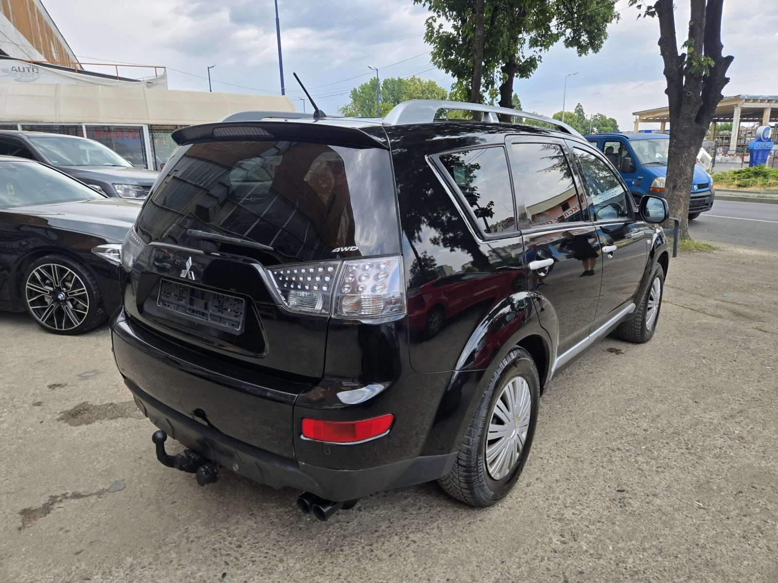 Mitsubishi Outlander  - изображение 3