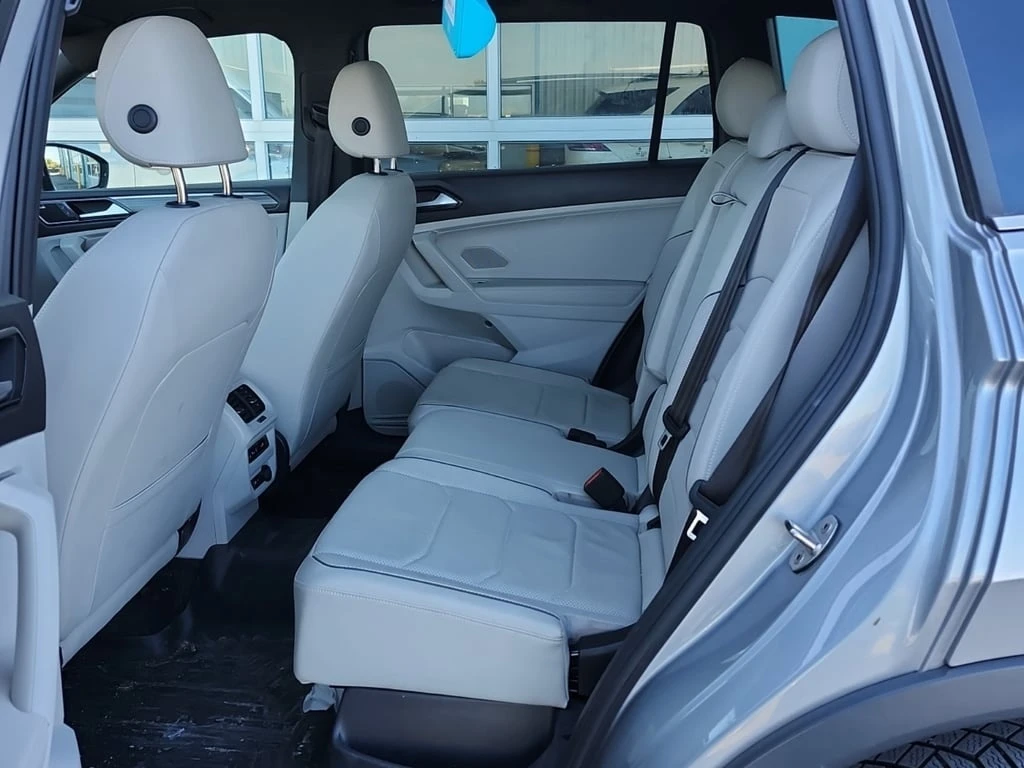 VW Tiguan * HIGHLINE R LINE * CARFAX *    | Mobile.bg   11