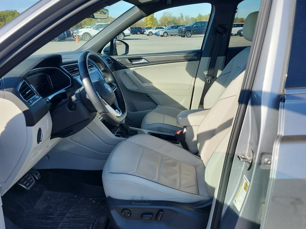 VW Tiguan * HIGHLINE R LINE * CARFAX *    | Mobile.bg   6