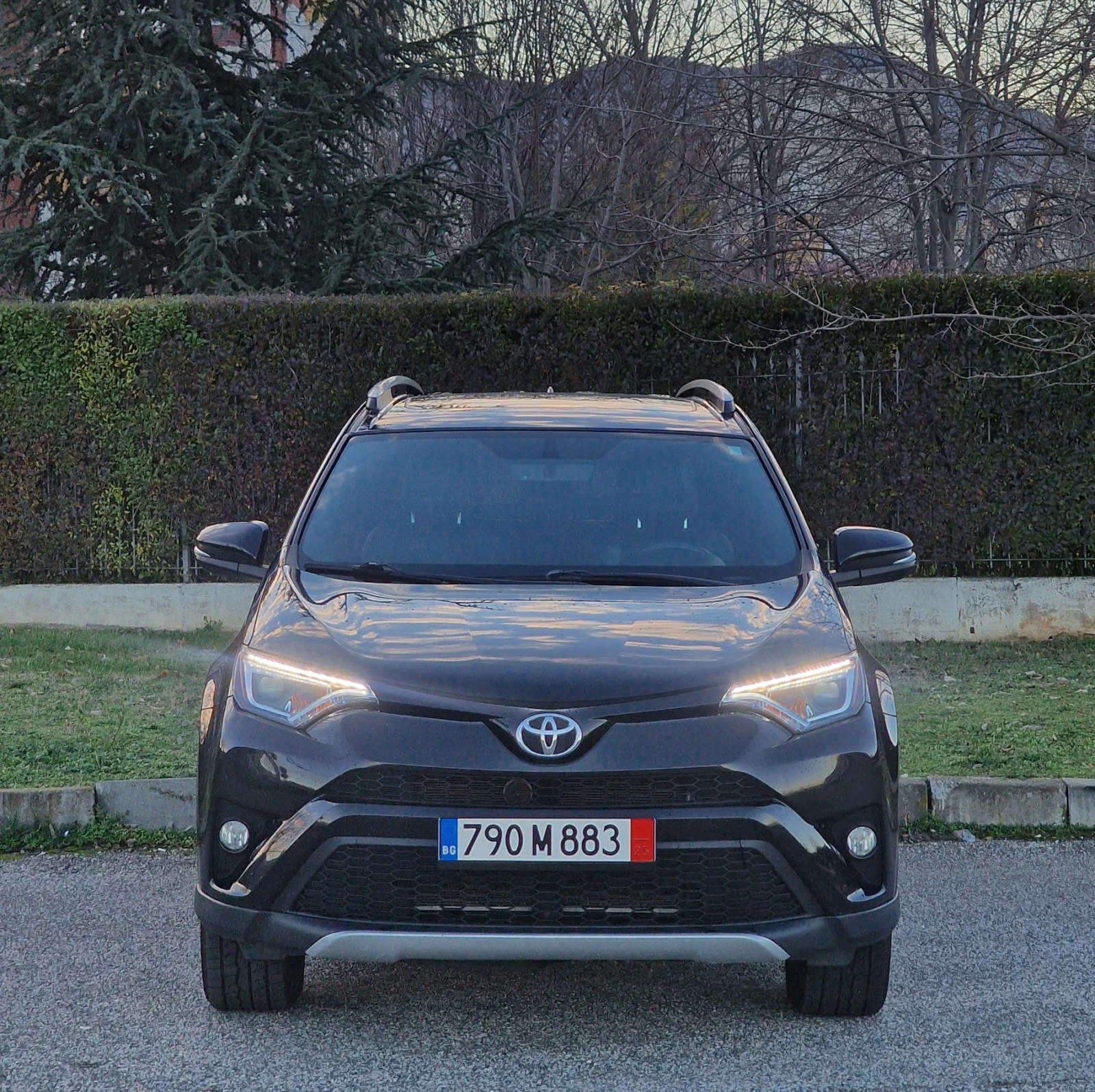 Toyota Rav4 2.5 SE AWD + Carfax - изображение 2