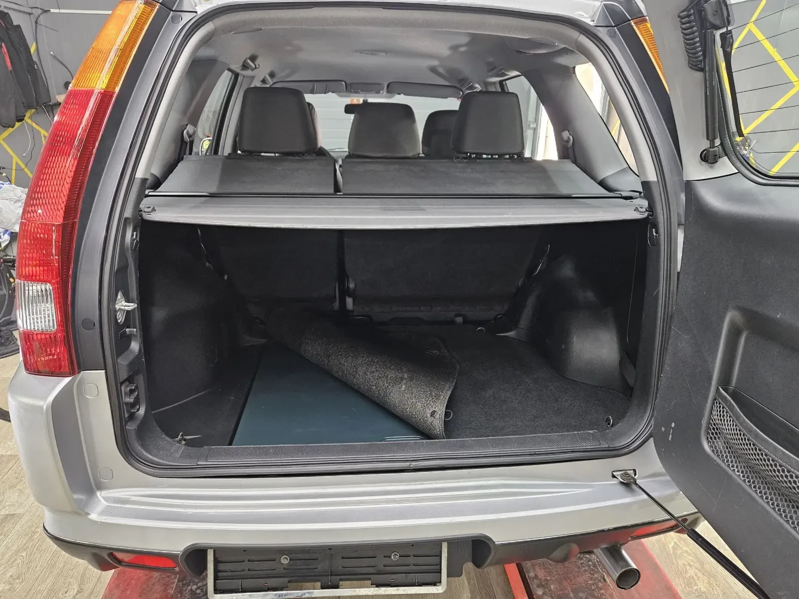 Honda Cr-v 2.0 i 4X4 EXECUTIVE AUTOMAT 8 GUMI FULL SERVICE  - изображение 10