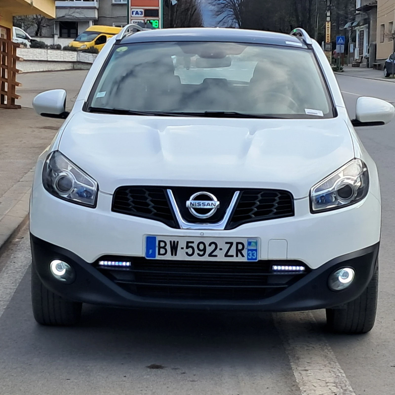 Nissan Qashqai 1.5 dci 110к.с., снимка 2 - Автомобили и джипове - 54198405
