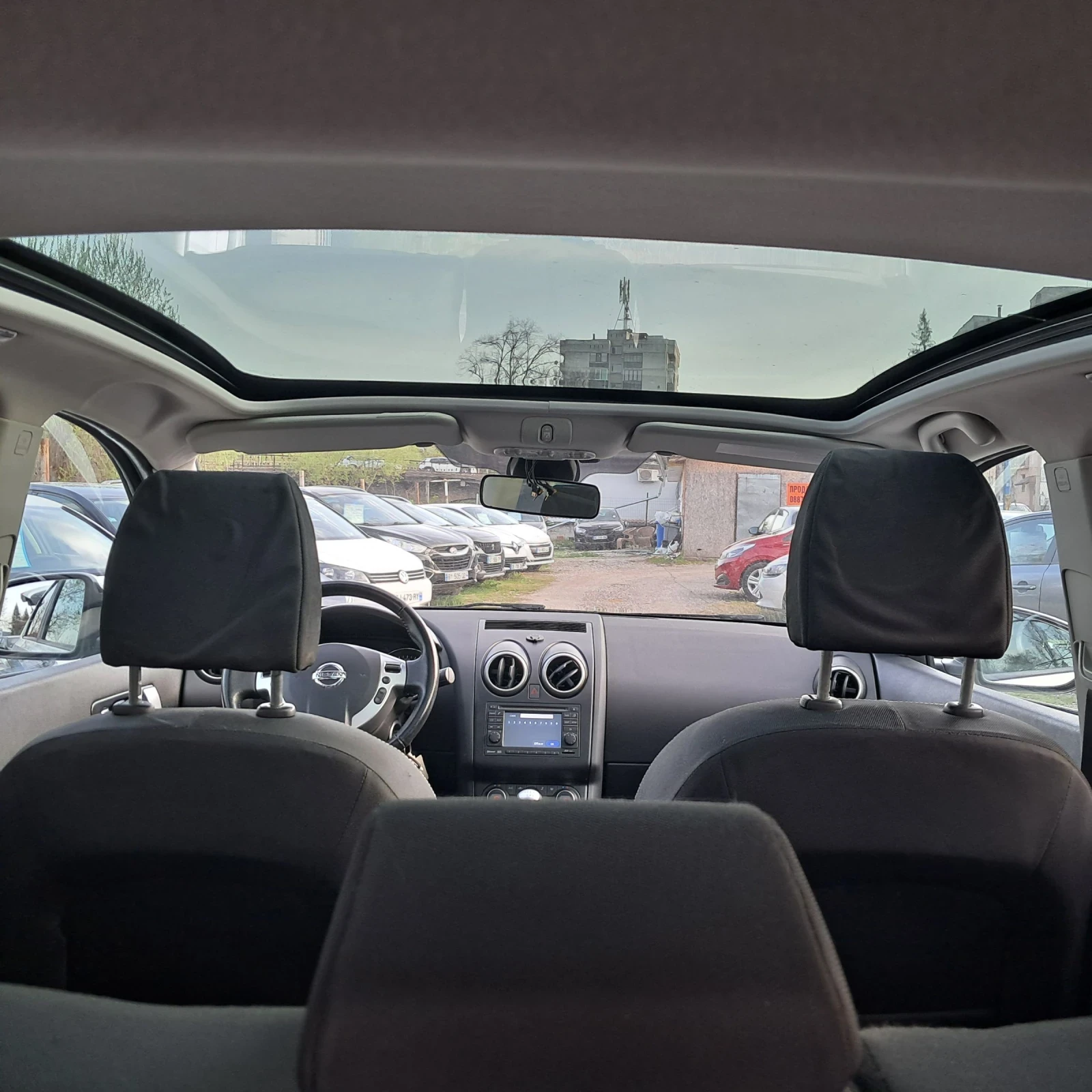 Nissan Qashqai 1.5 dci 110к.с., снимка 15 - Автомобили и джипове - 54198405