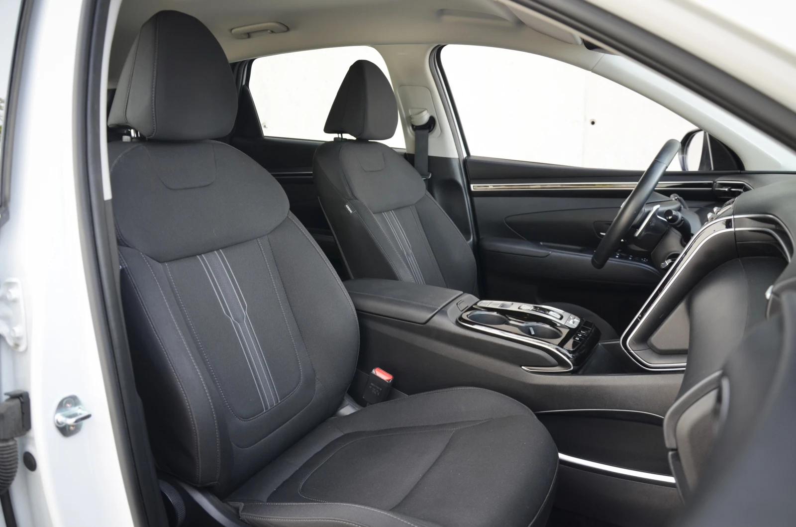 Hyundai Tucson Business, снимка 11 - Автомобили и джипове - 54341307
