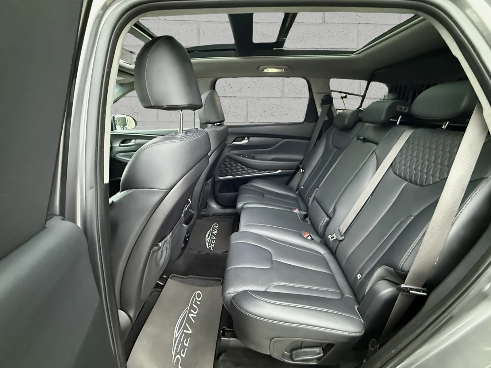 Hyundai Santa fe 4x4#DISTRONIC#OBDUH#PODGREV#PANORAMA#KEYLES#KAMERA, снимка 13 - Автомобили и джипове - 54498572