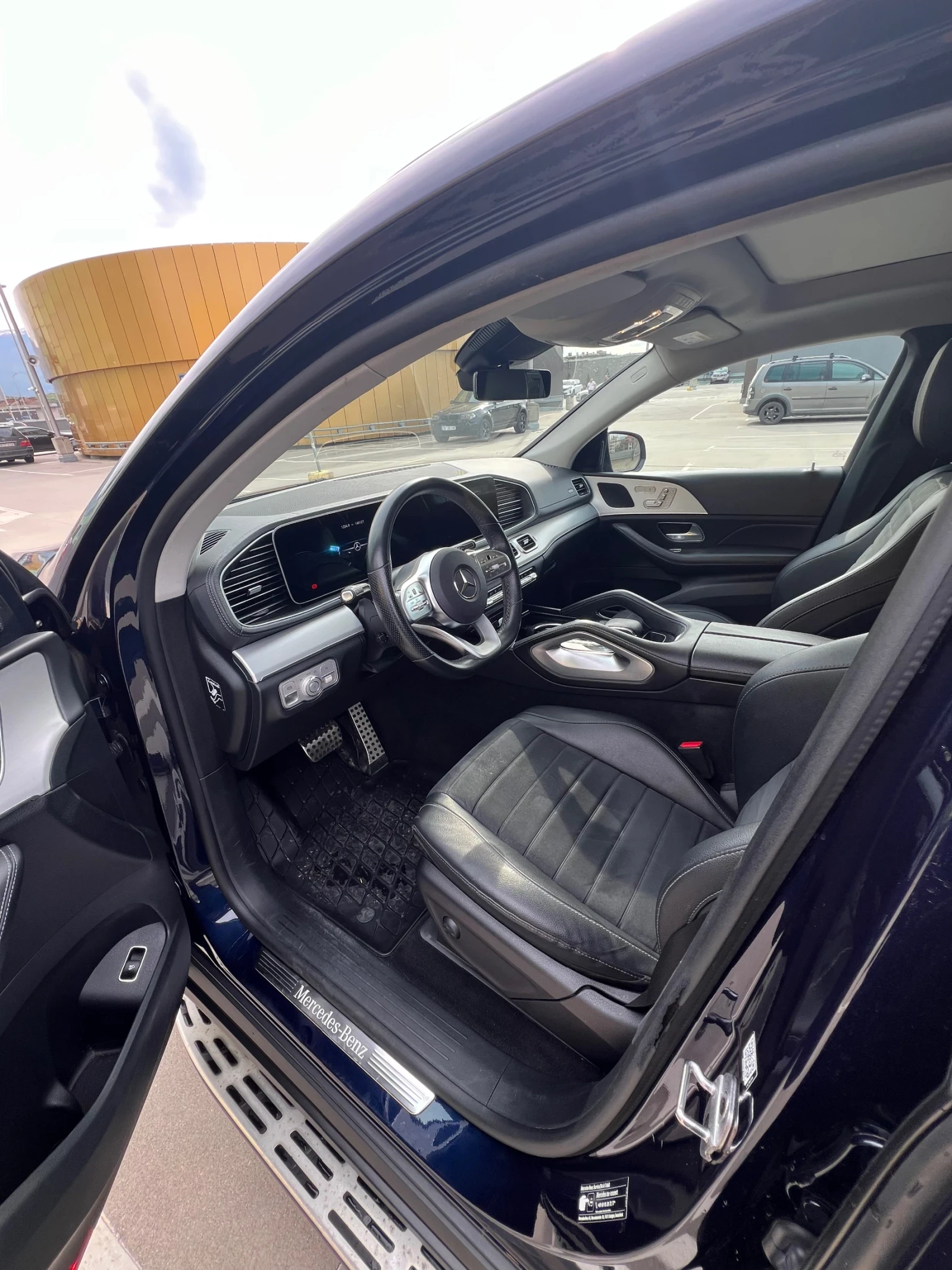 Mercedes-Benz GLE Coupe 350 d Гаранционен AMG Line, снимка 8 - Автомобили и джипове - 54774744