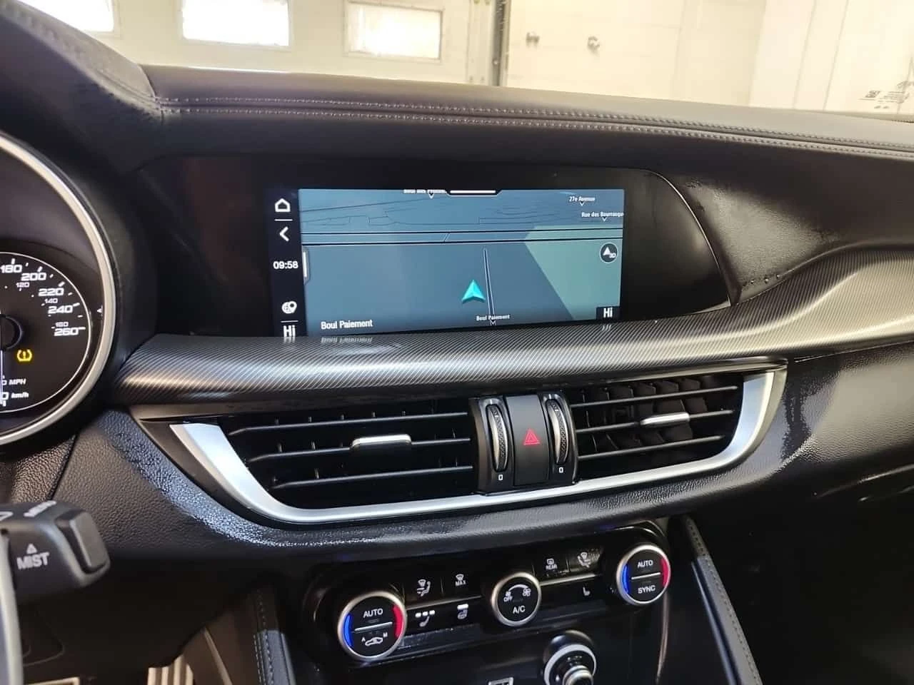 Alfa Romeo Stelvio * VELOCE * АВПТОКРЕДИТ БЕЗ ПЪРВОНАЧАЛНА ВНОСКА* , снимка 11 - Автомобили и джипове - 54920691