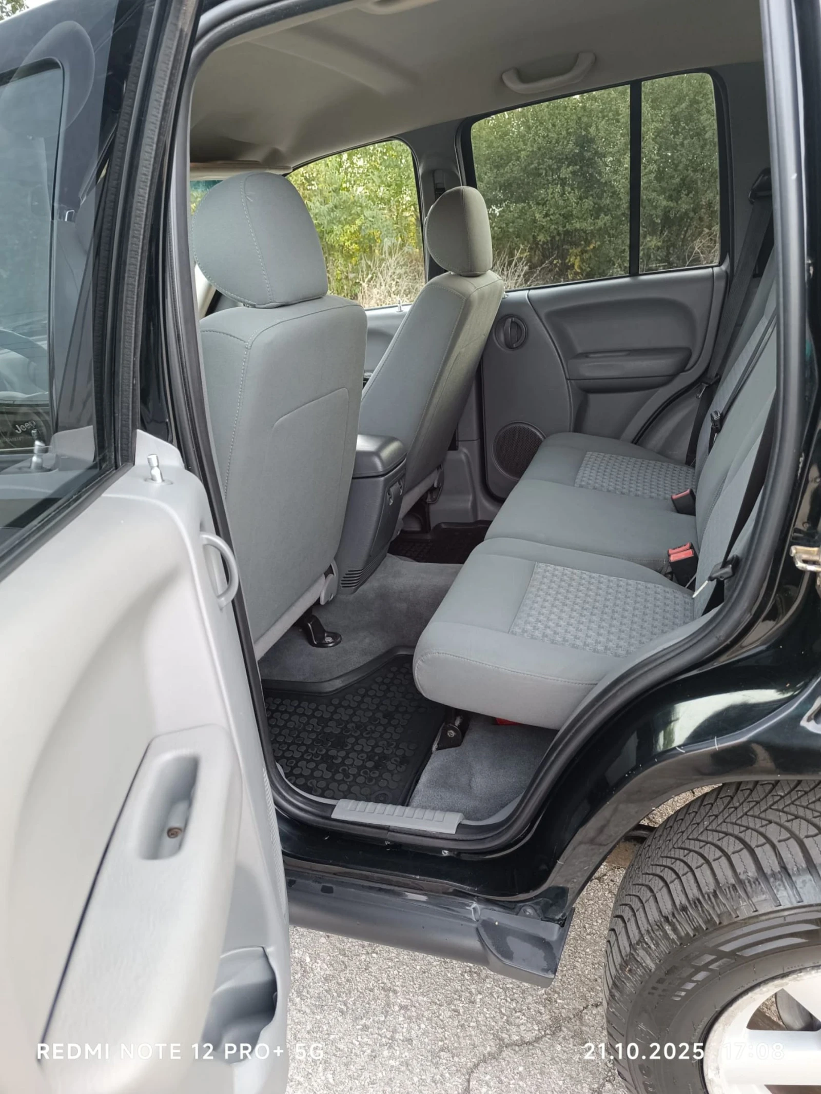 Jeep Cherokee, снимка 7 - Автомобили и джипове - 54992364