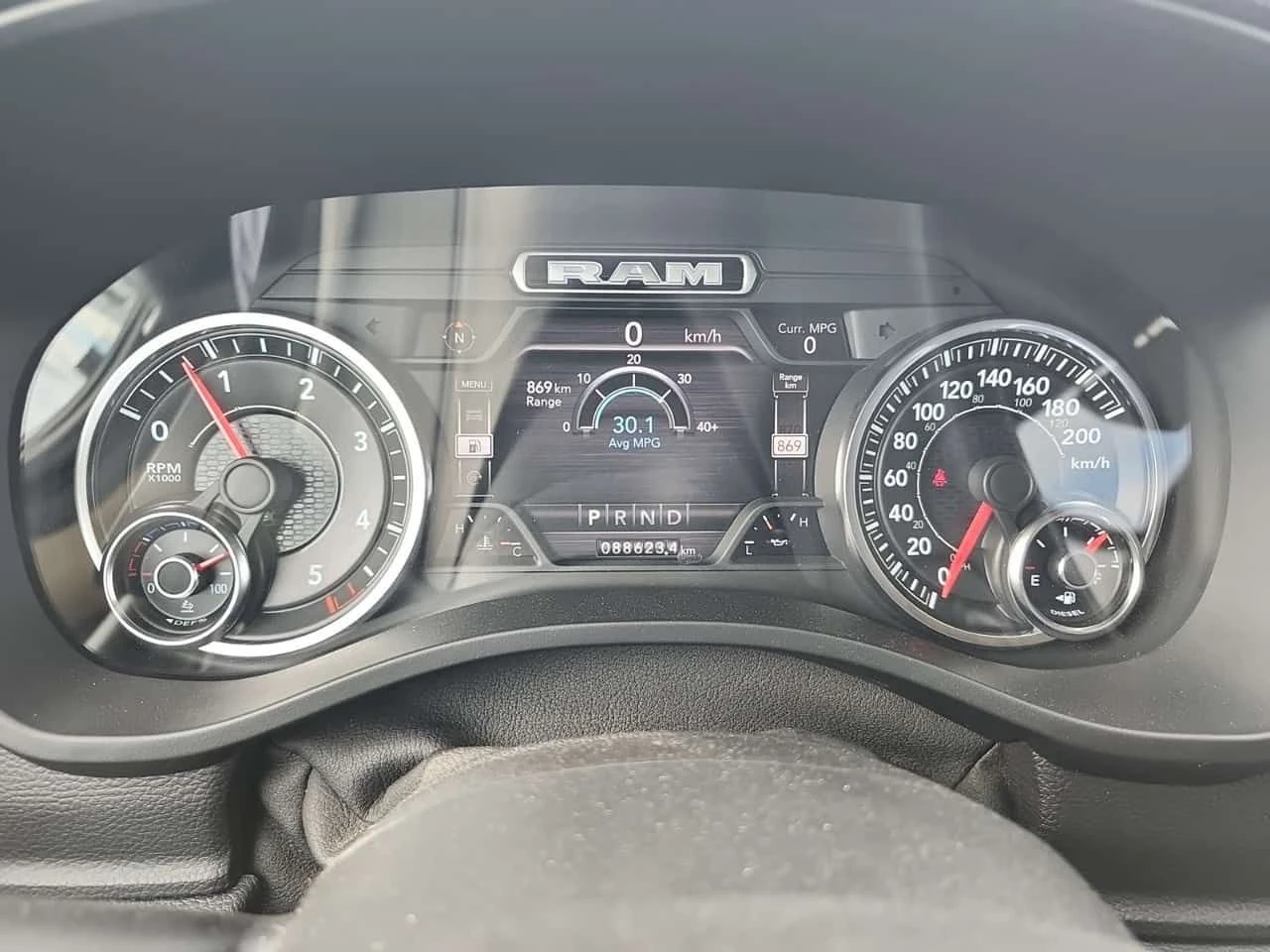 Dodge RAM 1500 * Laramie * АВТОКРЕДИТ БЕЗ ПЪРВОНАЧАЛНА ВНОСКА* , снимка 16 - Автомобили и джипове - 55261223
