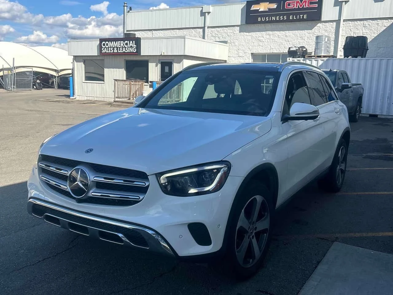 Mercedes-Benz GLC 300 4MATIC | CARFAX | АВТОКРЕДИТ БЕЗ ПЪРВОНАЧАЛНА
