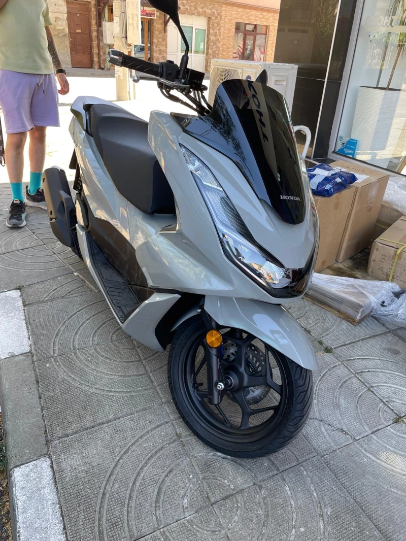 Honda Pcx 125, снимка 2 - Мотоциклети и мототехника - 48552734