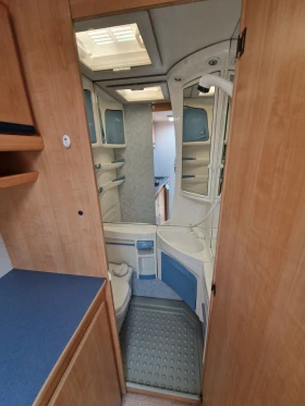 Каравана Caravelair Brasilia Luxe 426 Швейцария, снимка 12