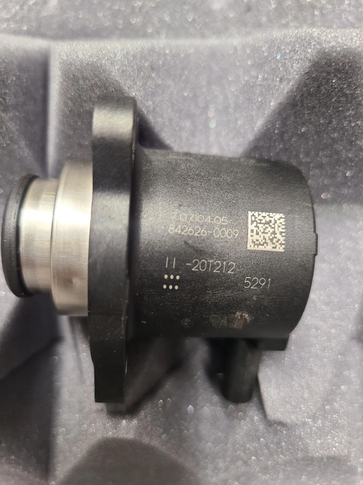  887157-0001   842626-0009 | Mobile.bg   2