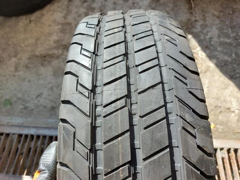 Гуми Летни 215/70R15, снимка 1 - Гуми и джанти - 36790002