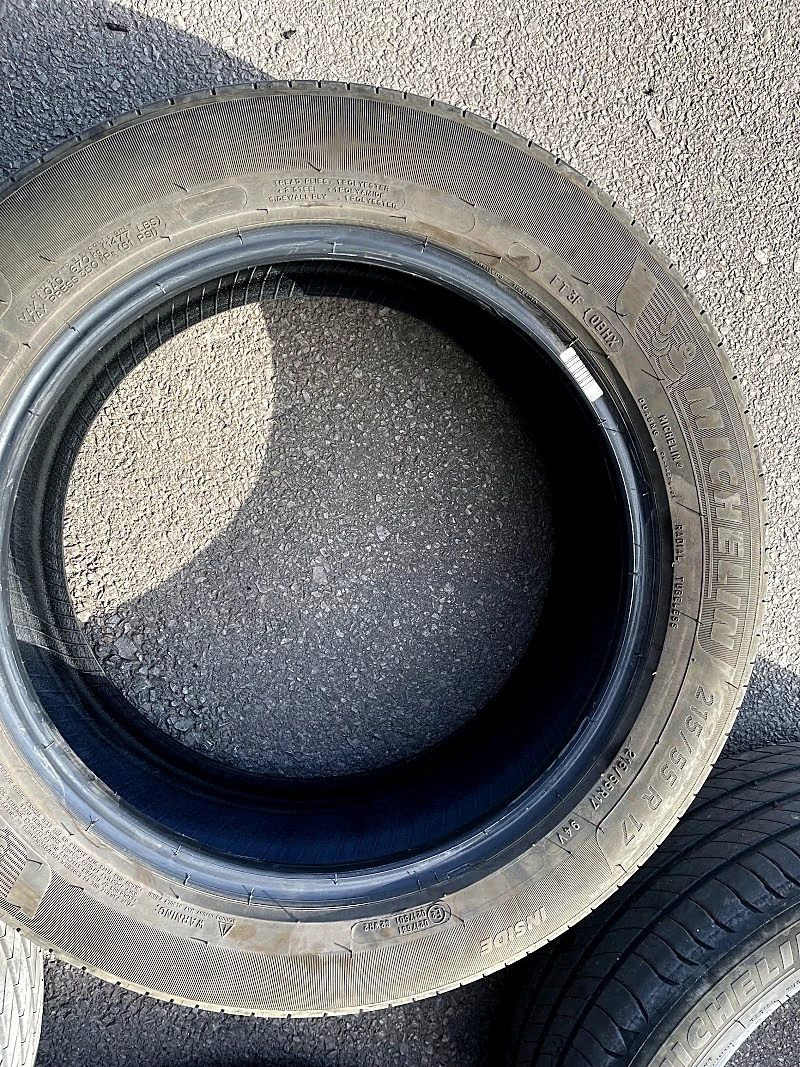 Гуми Летни 215/55R17, снимка 4 - Гуми и джанти - 56260239