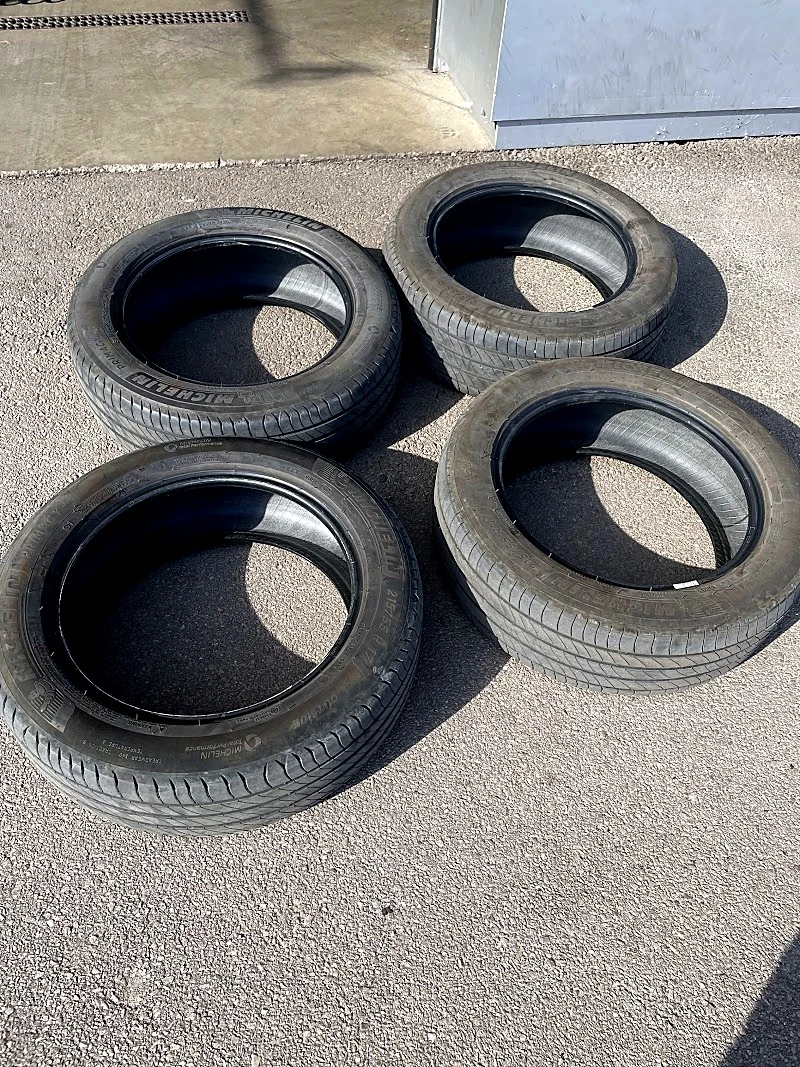 Гуми Летни 215/55R17, снимка 3 - Гуми и джанти - 56260239
