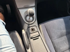 Honda Civic 1.8 i ГАЗ КЛИМА LED, снимка 10