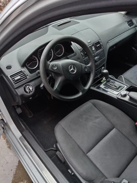 Mercedes-Benz C 180, снимка 8