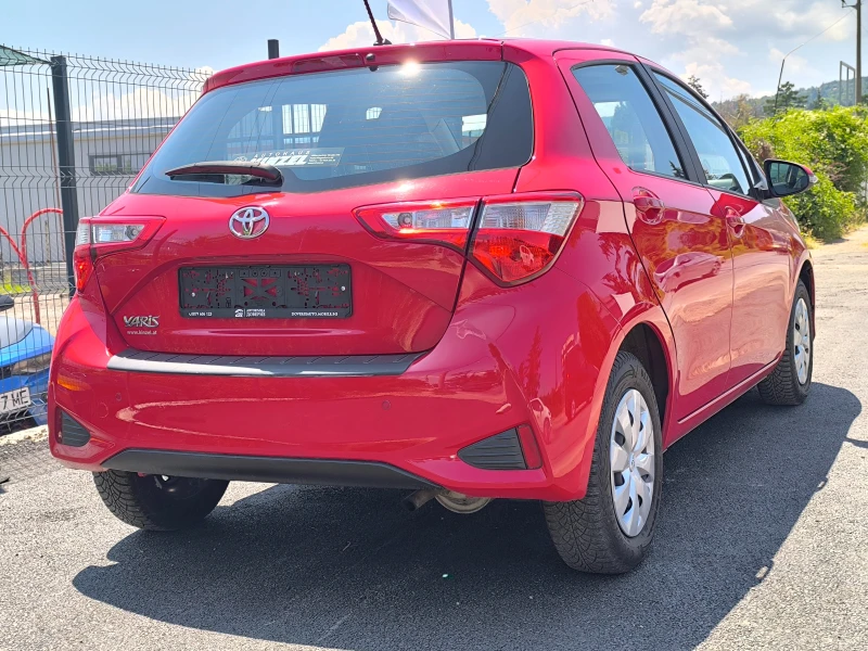 Toyota Yaris 1.0VVT-i, снимка 4 - Автомобили и джипове - 48233154