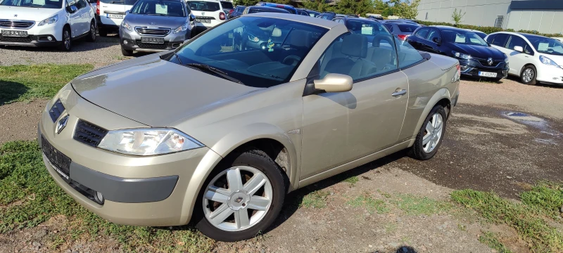 Renault Megane 1.6 16V- 113к.с. Кабрио, снимка 1 - Автомобили и джипове - 46811374