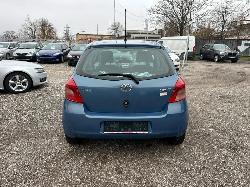 Toyota Yaris 1.4D4D 90kc AUTOMATIC, снимка 4 - Автомобили и джипове - 48208296