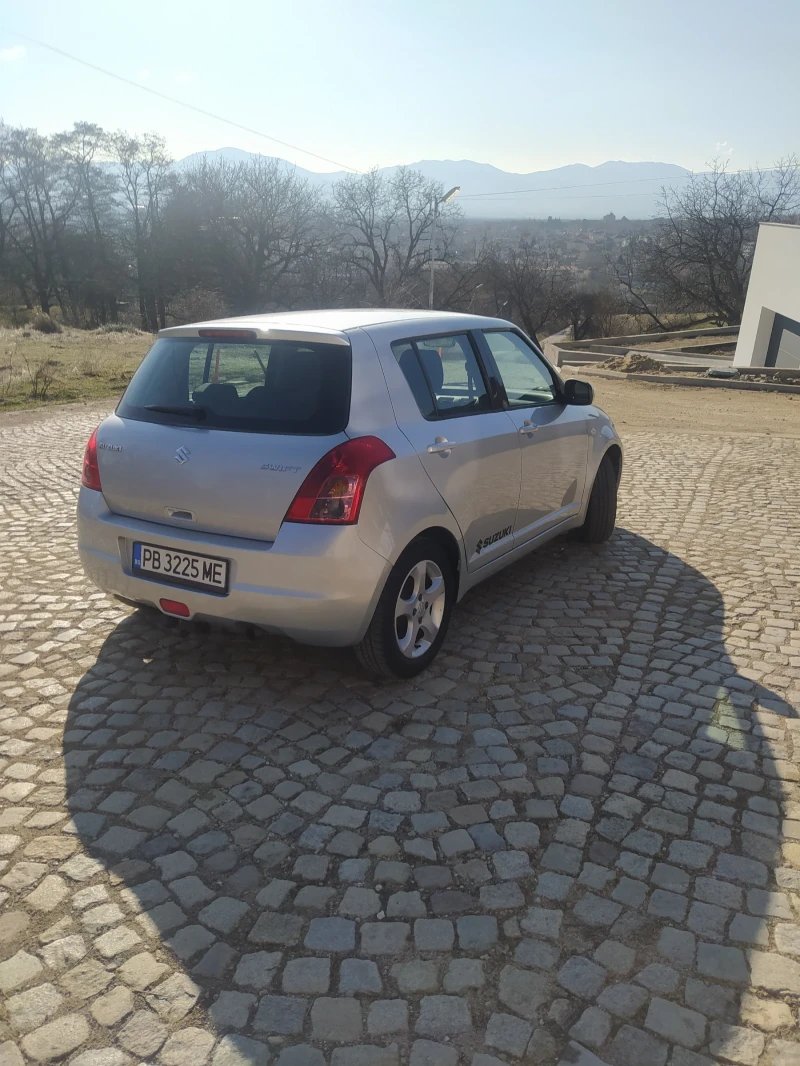 Suzuki Swift, снимка 4 - Автомобили и джипове - 49089301