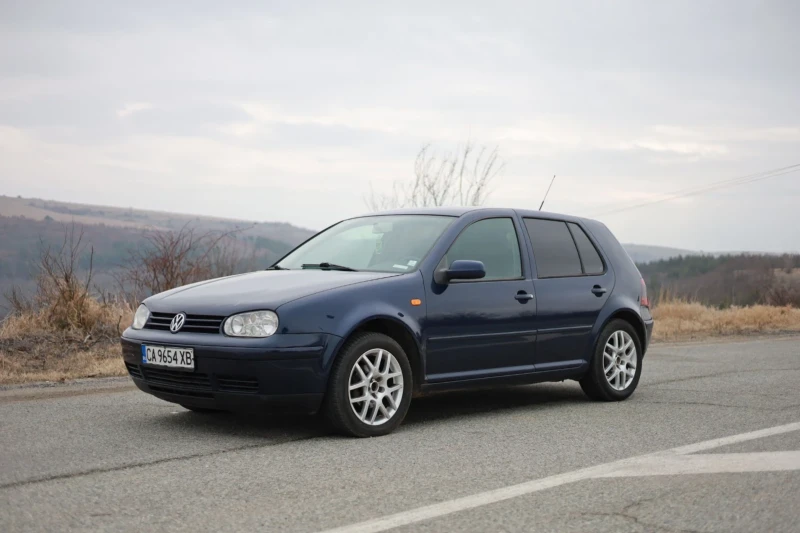 VW Golf 4, снимка 1 - Автомобили и джипове - 49155516