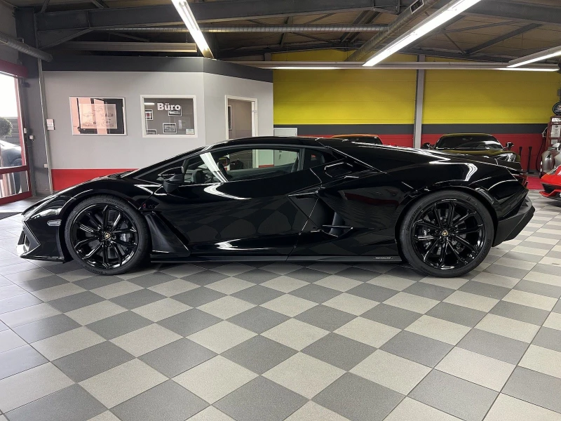 Lamborghini Revuelto 6.5 V12 HPEV/ NERO NOCTIS/ CARBON/ CERAMIC/ LIFT/, снимка 4 - Автомобили и джипове - 49538731