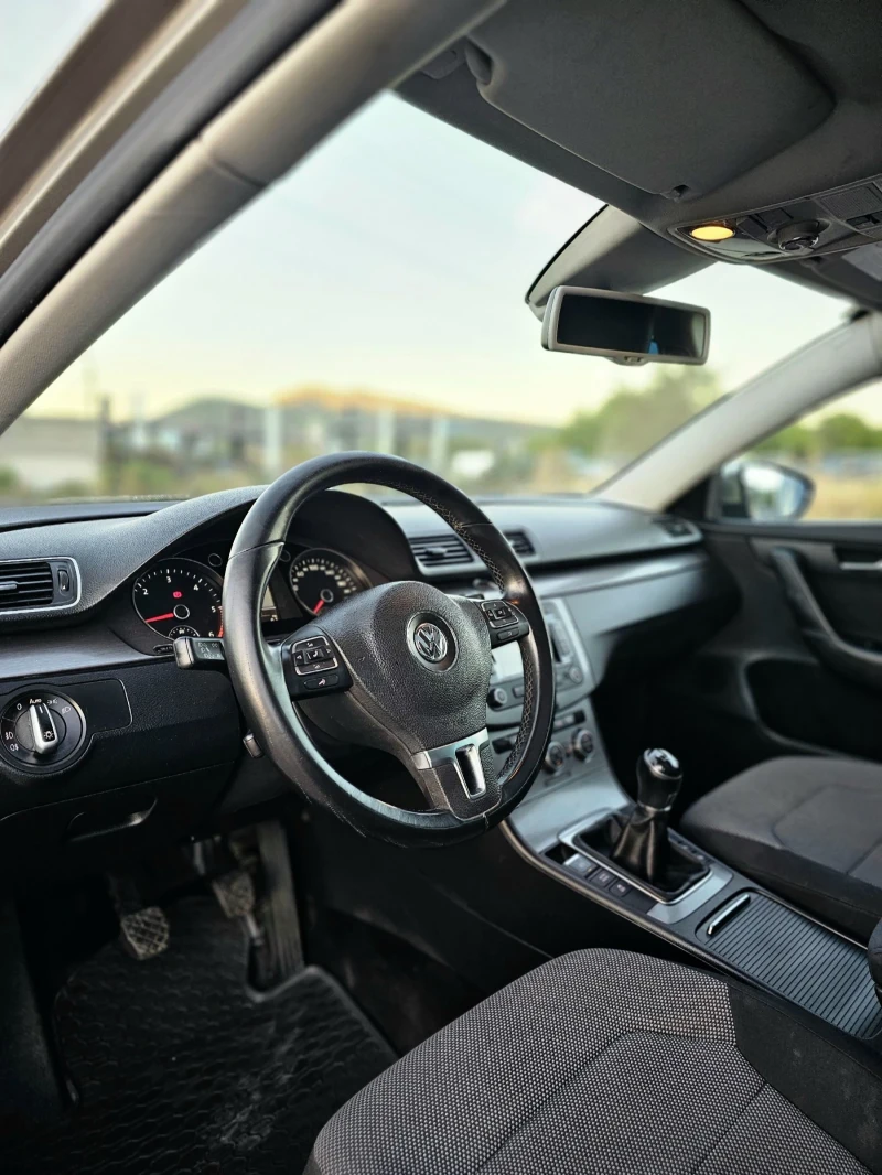 VW Passat B7 Full Масаж/Обдухване/Подгрев/Панорама, снимка 7 - Автомобили и джипове - 51774417