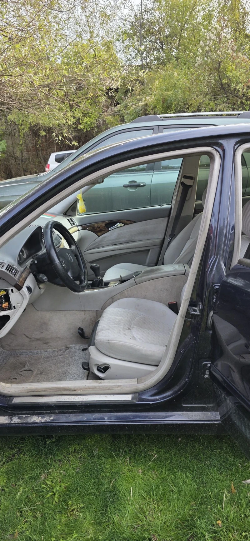 Mercedes-Benz E 270, снимка 6 - Автомобили и джипове - 52559631