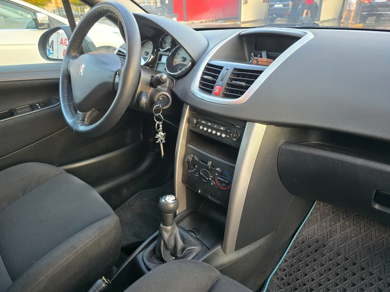 Peugeot 207, снимка 15 - Автомобили и джипове - 52614539