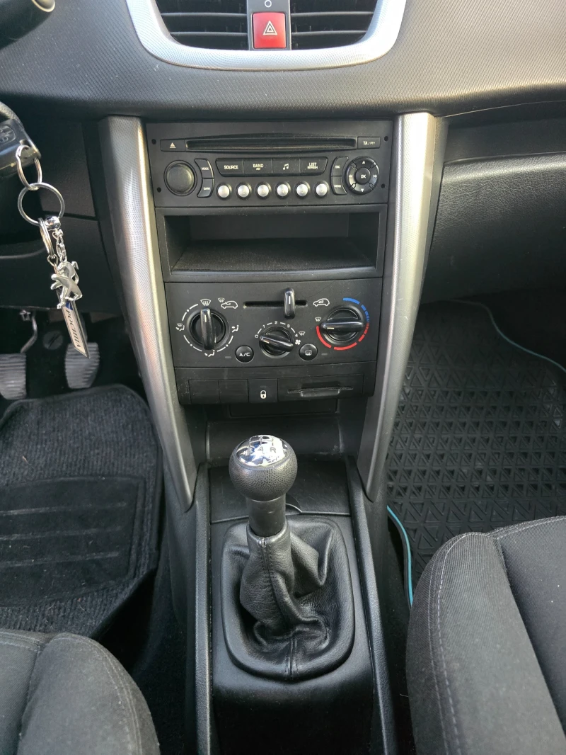 Peugeot 207, снимка 9 - Автомобили и джипове - 52614539