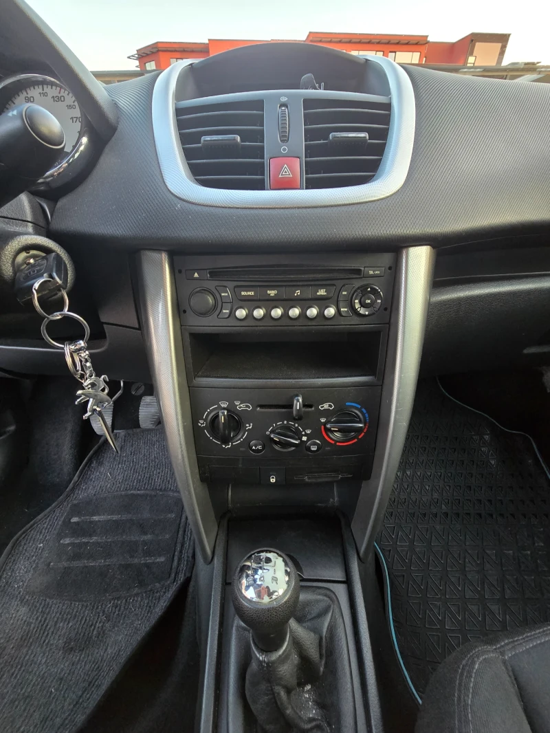 Peugeot 207, снимка 11 - Автомобили и джипове - 52614539