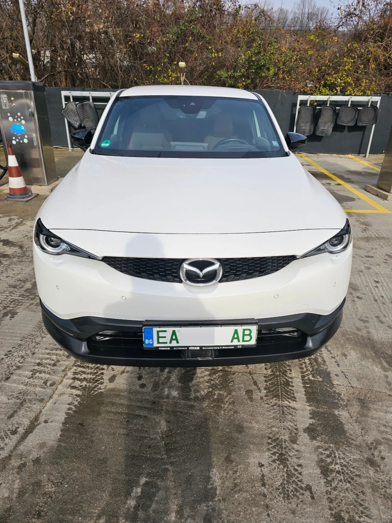 Mazda MX-30, снимка 2 - Автомобили и джипове - 52645342