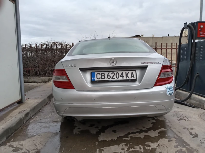 Mercedes-Benz C 180, снимка 5 - Автомобили и джипове - 52707796
