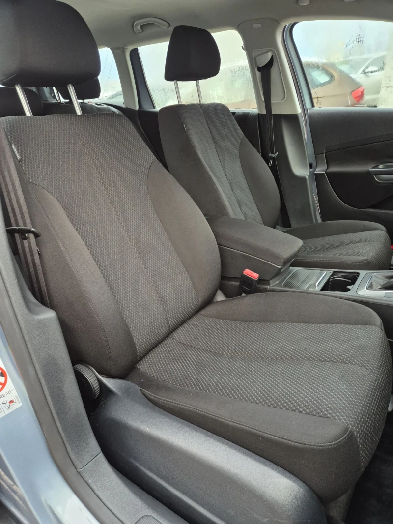 VW Passat 1, 9TDI-Navi, снимка 11 - Автомобили и джипове - 53055460