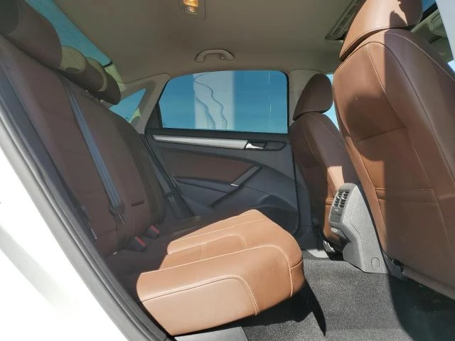 VW Passat 2022 VOLKSWAGEN PASSAT SE, снимка 10 - Автомобили и джипове - 48645041