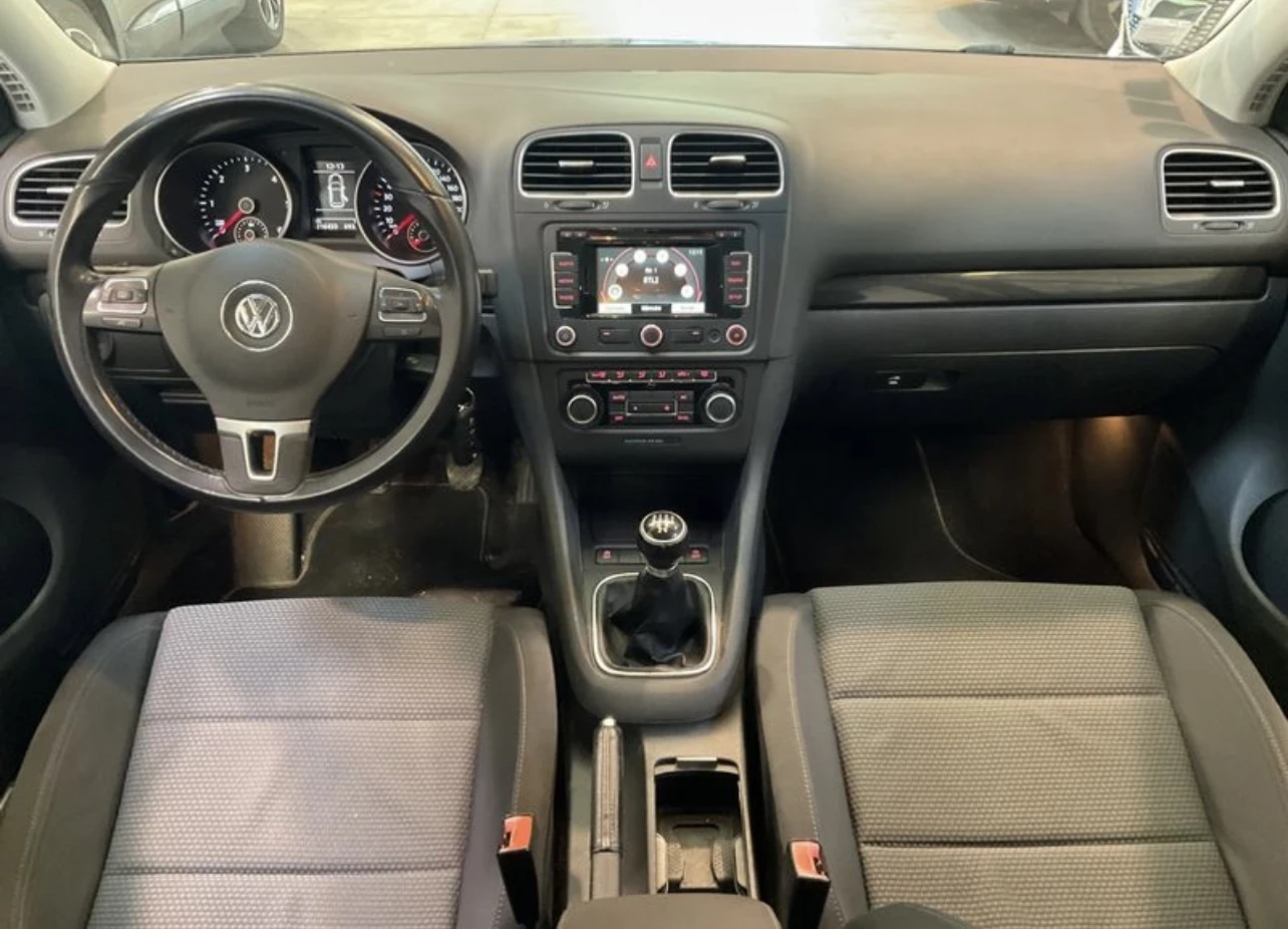 VW Golf 1.6TDI* Очакван внос*  - изображение 4