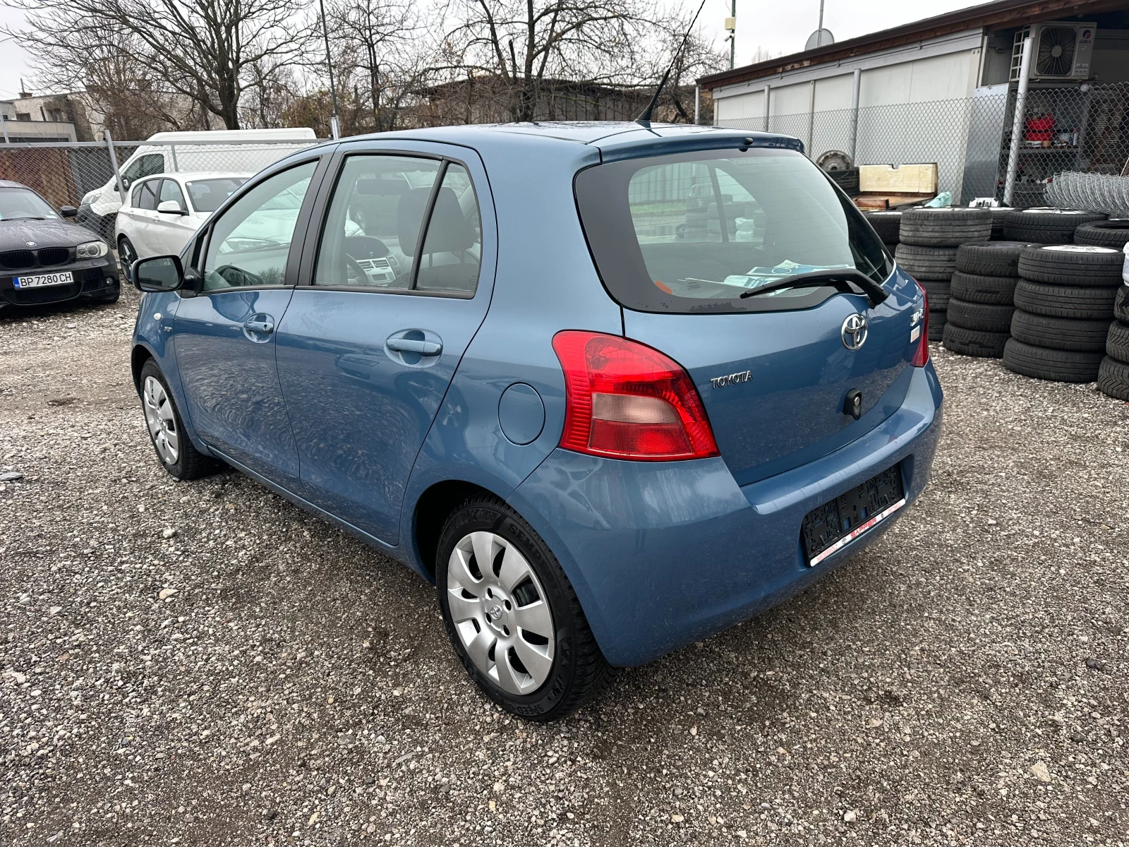 Toyota Yaris 1.4D4D 90kc AUTOMATIC - изображение 3