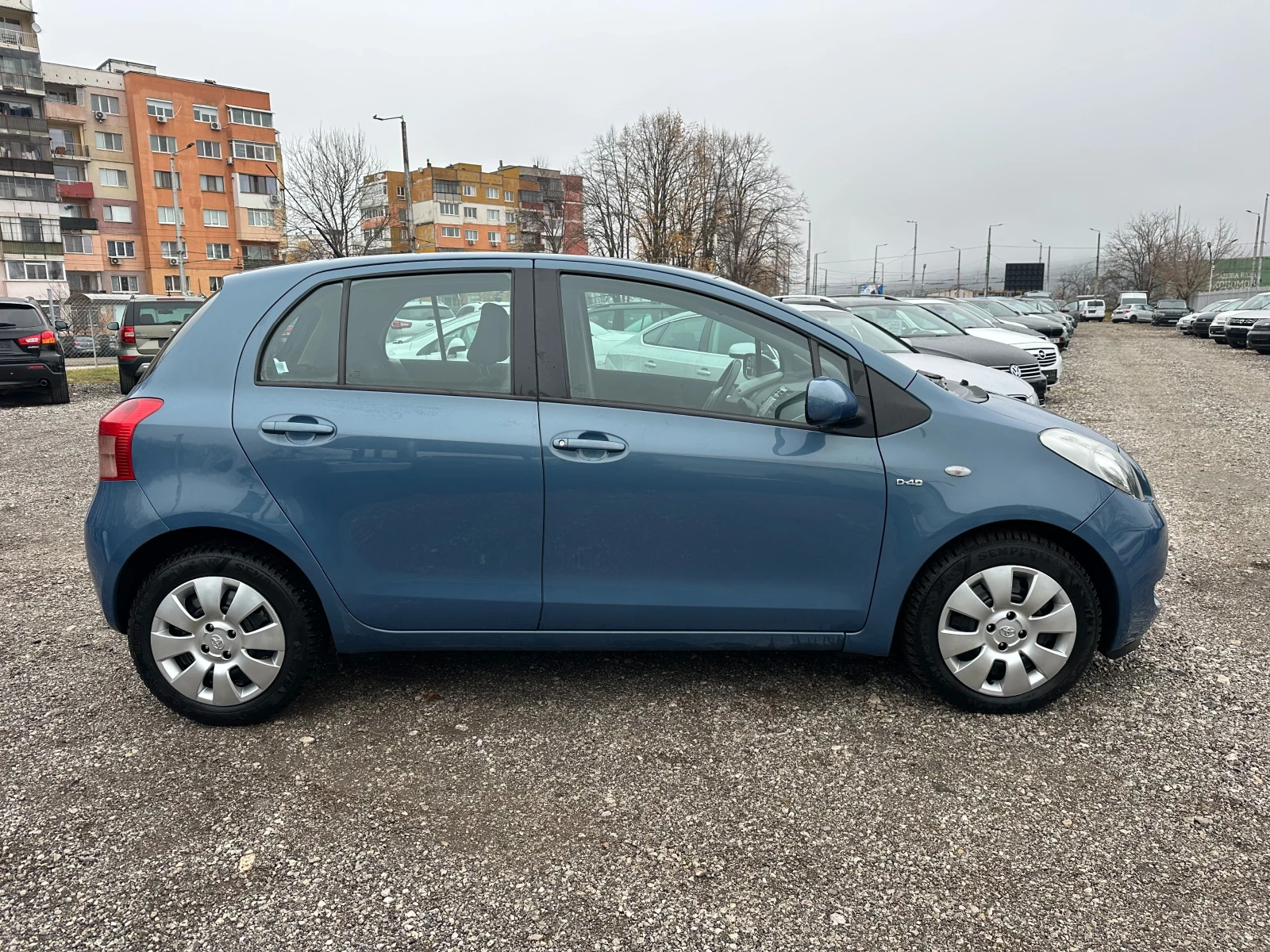 Toyota Yaris 1.4D4D 90kc AUTOMATIC - изображение 6