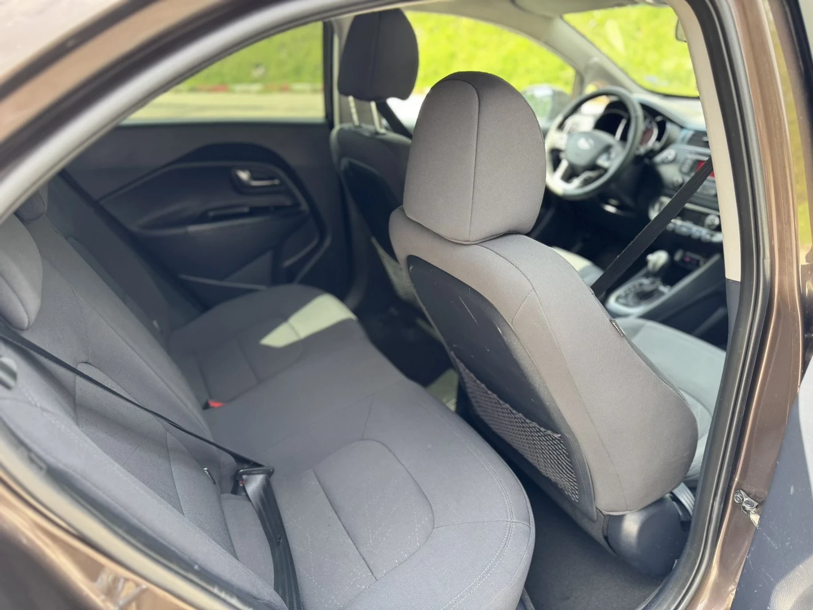 Kia Rio 1.4 109 к.с - изображение 6