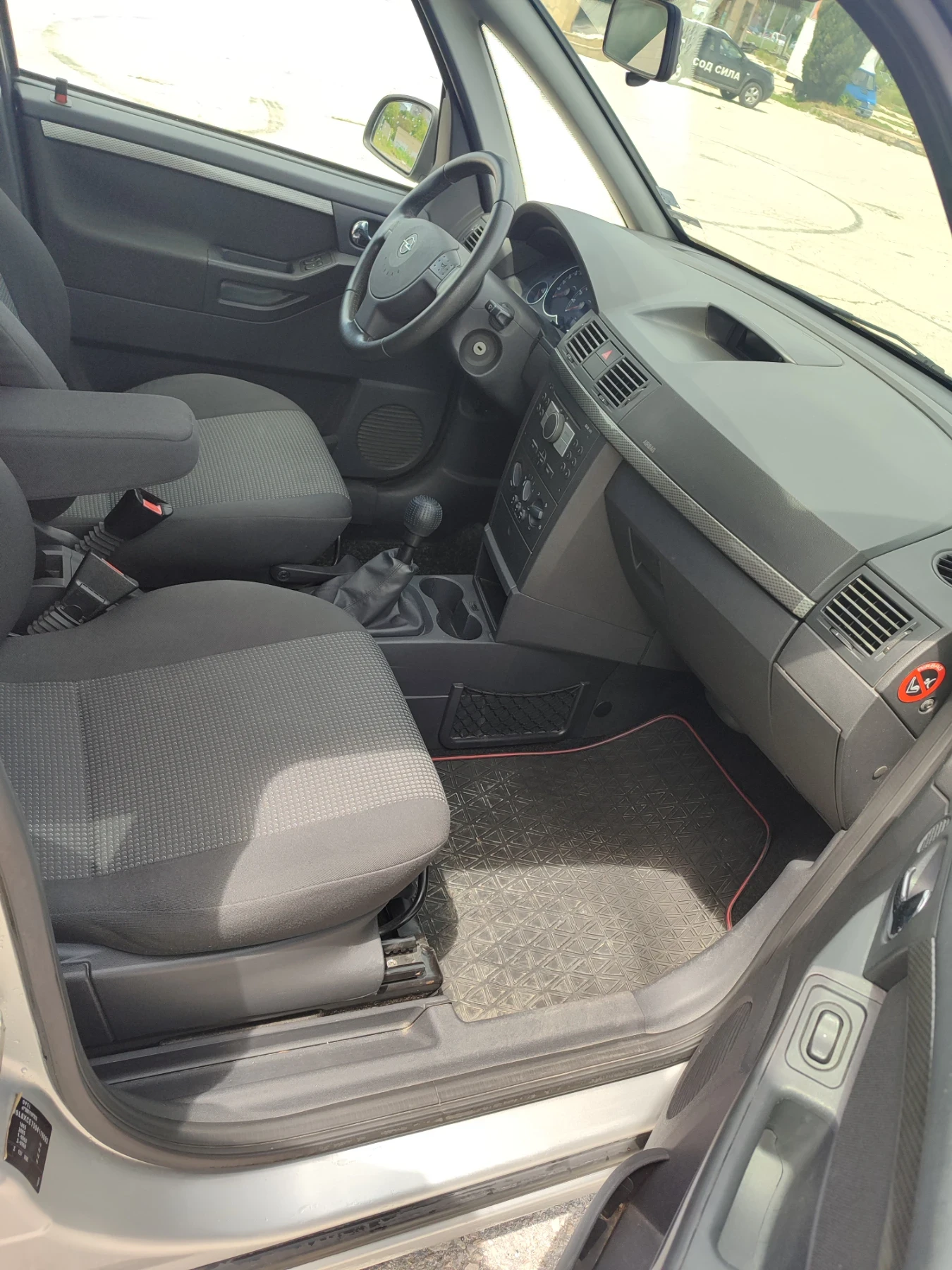 Opel Meriva 1.6i-75 000км - изображение 9