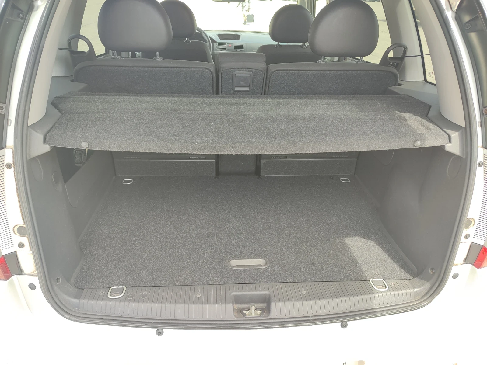 Opel Meriva 1.6i-75 000км - изображение 7
