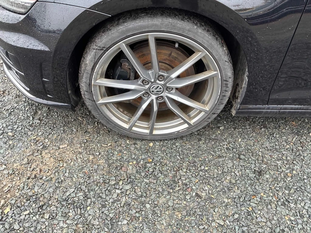 VW Golf R * 5DR HB MAN * CARFAX *    | Mobile.bg   13