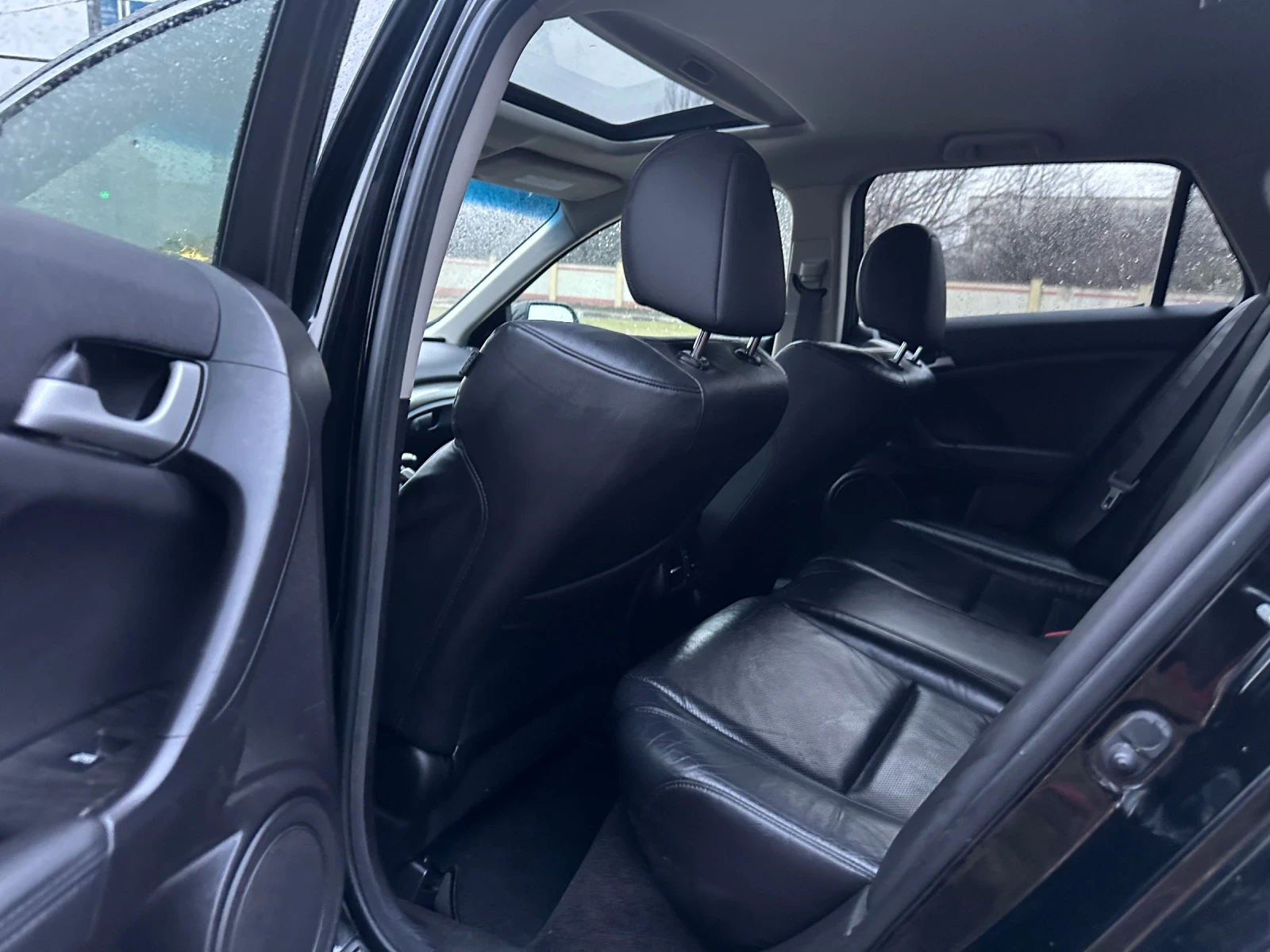 Honda Accord 2.0-EXECUTIVE-EURO5-Netherlands-1�-�������� | Mobile.bg � ����������� 14