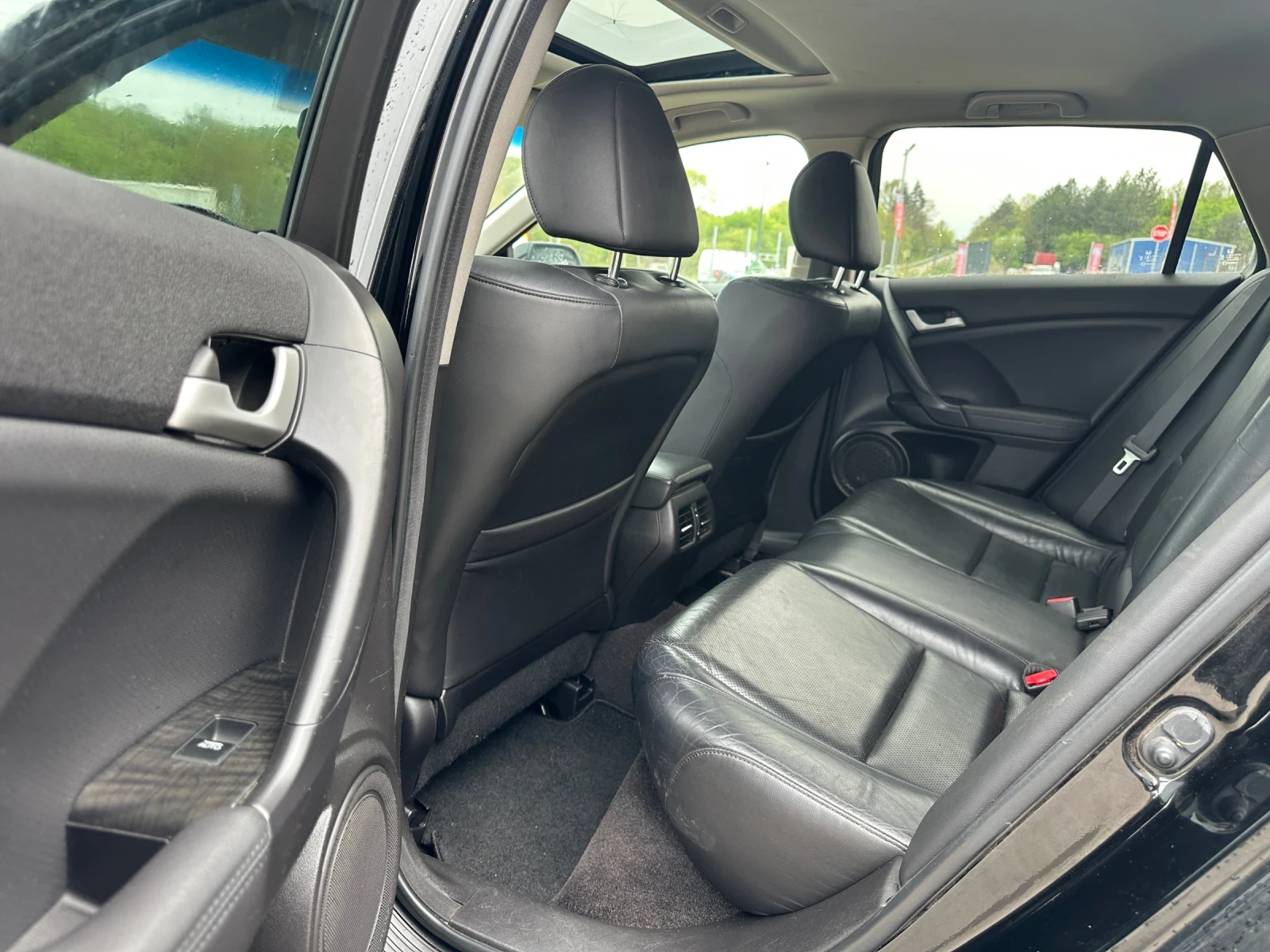 Honda Accord 2.0-EXECUTIVE-EURO5-Netherlands-1Г-ГАРАНЦИЯ, снимка 14 - Автомобили и джипове - 53287571
