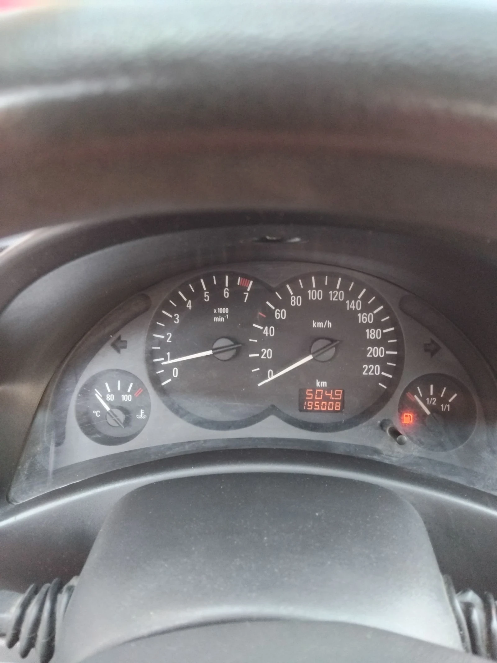 Opel Corsa, снимка 15 - Автомобили и джипове - 53839226