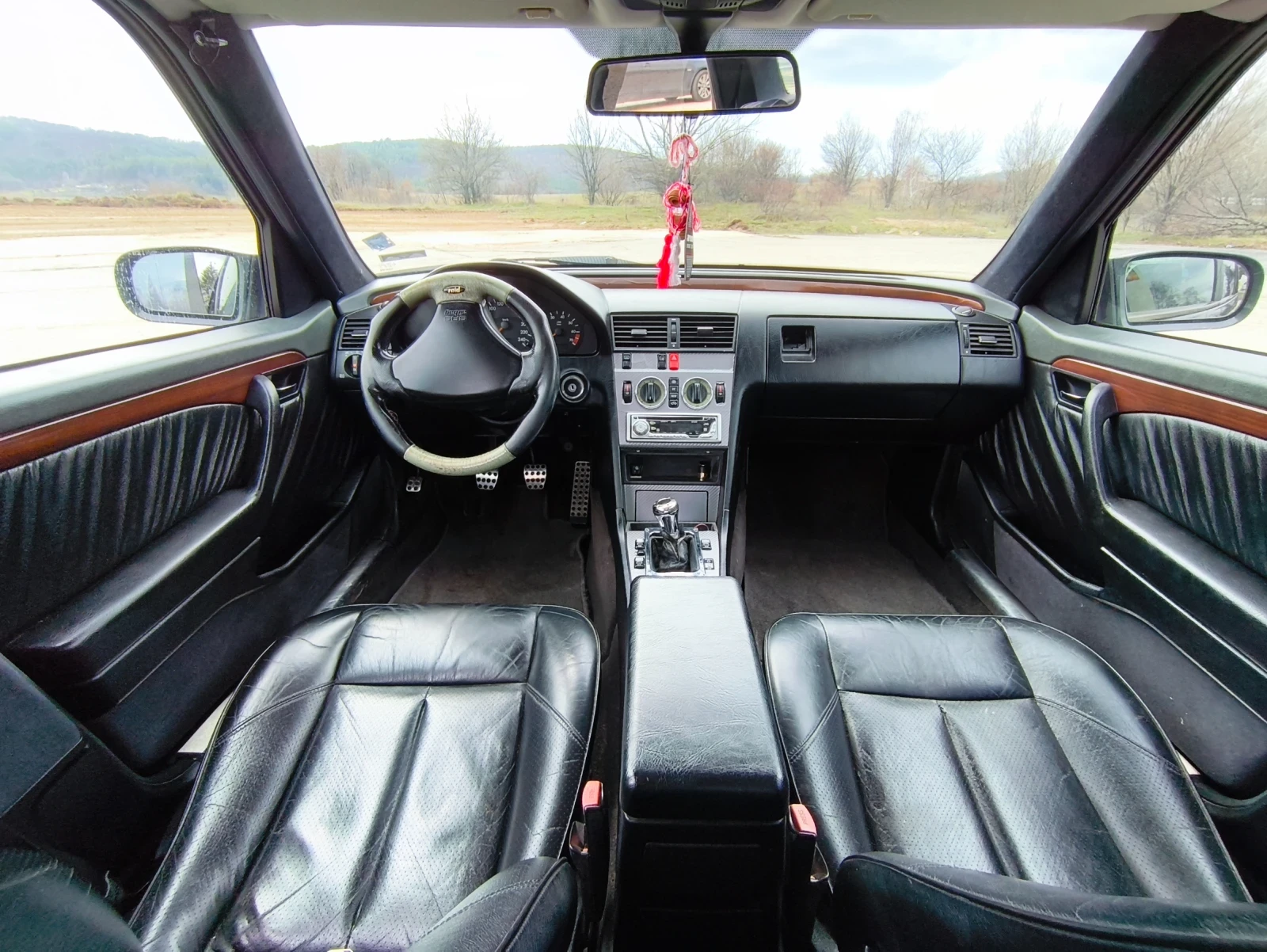 Mercedes-Benz C 220, снимка 10 - Автомобили и джипове - 53924859