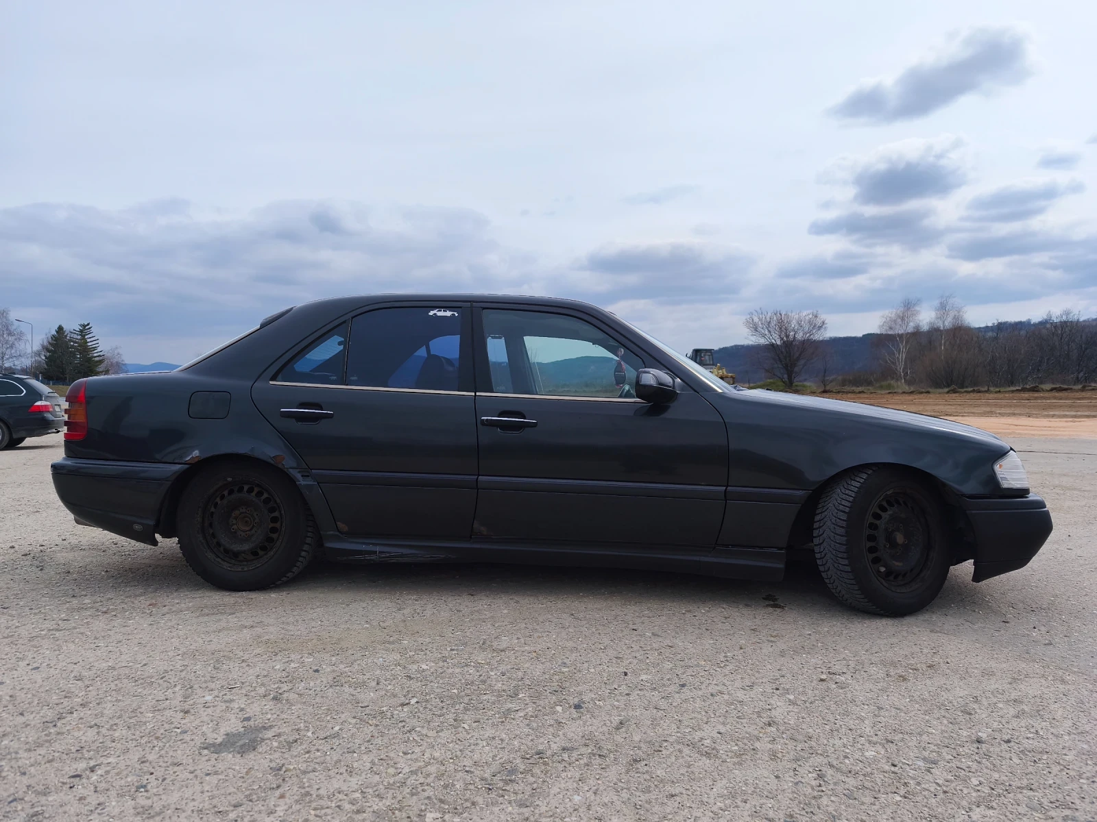 Mercedes-Benz C 220, снимка 4 - Автомобили и джипове - 53924859